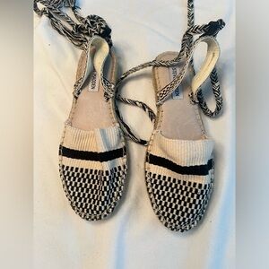 Steve Madden Mesa wraparound Espadrille size 8.5 New without box